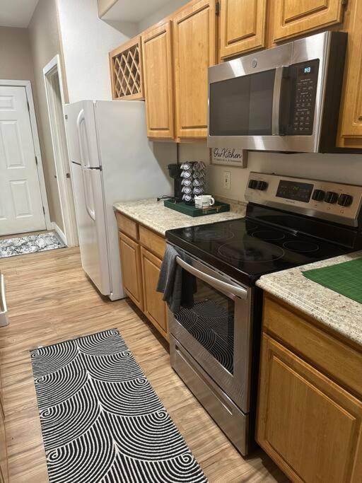 2Br Condo 15 Mins To Downtown Phoenix With Pool & Spa 外观 照片